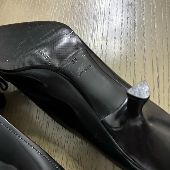 Prada Black Leather Heels with Chain Accent - Picture 8 of 8